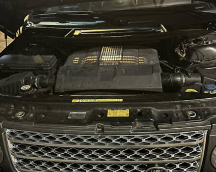 Чорний Ленд Ровер Рендж Ровер, об'ємом двигуна 5 л та пробігом 185 тис. км за 12500 $, фото 13 на Automoto.ua