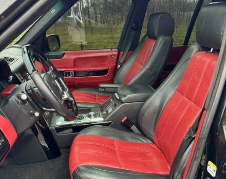 Черный Ленд Ровер Рендж Ровер, объемом двигателя 5 л и пробегом 194 тыс. км за 13690 $, фото 12 на Automoto.ua