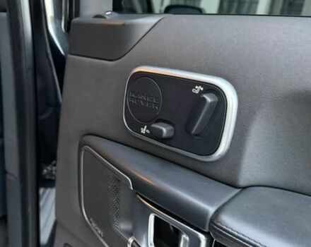 Черный Ленд Ровер Рендж Ровер, объемом двигателя 5 л и пробегом 286 тыс. км за 14900 $, фото 18 на Automoto.ua