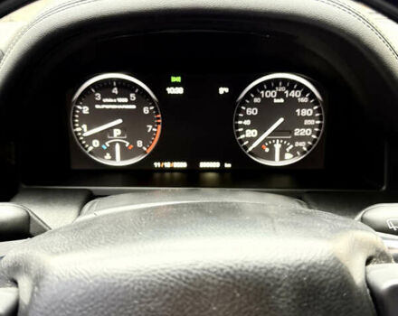 Черный Ленд Ровер Рендж Ровер, объемом двигателя 5 л и пробегом 294 тыс. км за 17000 $, фото 11 на Automoto.ua