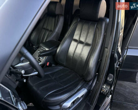 Черный Ленд Ровер Рендж Ровер, объемом двигателя 5 л и пробегом 215 тыс. км за 13500 $, фото 10 на Automoto.ua