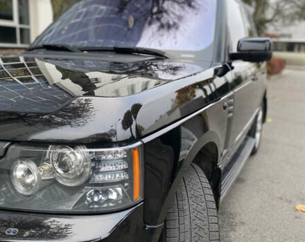 Чорний Ленд Ровер Рендж Ровер, об'ємом двигуна 5 л та пробігом 200 тис. км за 19500 $, фото 4 на Automoto.ua