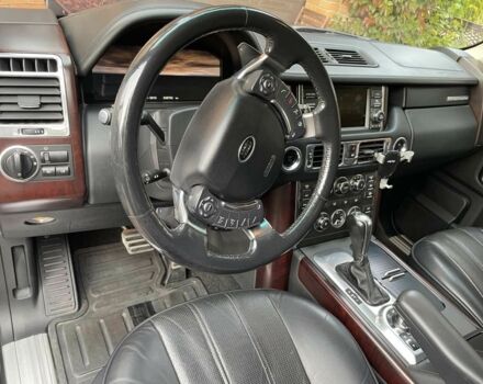 Черный Ленд Ровер Рендж Ровер, объемом двигателя 5 л и пробегом 250 тыс. км за 19800 $, фото 6 на Automoto.ua