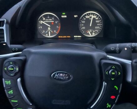 Черный Ленд Ровер Рендж Ровер, объемом двигателя 5 л и пробегом 250 тыс. км за 19800 $, фото 9 на Automoto.ua