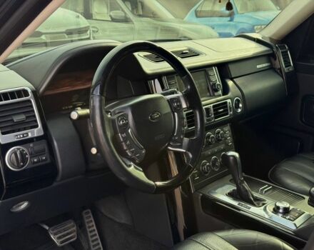 Чорний Ленд Ровер Рендж Ровер, об'ємом двигуна 5 л та пробігом 276 тис. км за 15000 $, фото 4 на Automoto.ua