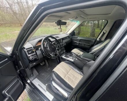 Черный Ленд Ровер Рендж Ровер, объемом двигателя 5 л и пробегом 218 тыс. км за 14999 $, фото 12 на Automoto.ua