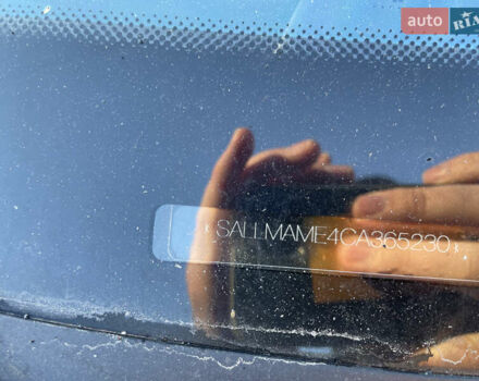 Чорний Ленд Ровер Рендж Ровер, об'ємом двигуна 5 л та пробігом 258 тис. км за 17000 $, фото 18 на Automoto.ua