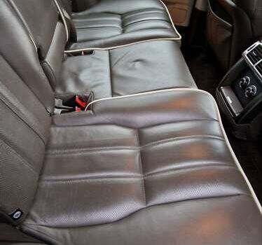 Чорний Ленд Ровер Рендж Ровер, об'ємом двигуна 5 л та пробігом 186 тис. км за 18700 $, фото 13 на Automoto.ua