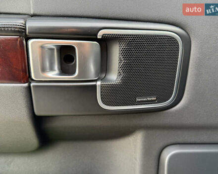 Чорний Ленд Ровер Рендж Ровер, об'ємом двигуна 4.37 л та пробігом 300 тис. км за 18999 $, фото 19 на Automoto.ua