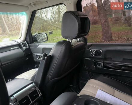 Чорний Ленд Ровер Рендж Ровер, об'ємом двигуна 5 л та пробігом 217 тис. км за 15500 $, фото 9 на Automoto.ua