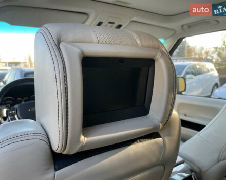 Чорний Ленд Ровер Рендж Ровер, об'ємом двигуна 5 л та пробігом 258 тис. км за 17000 $, фото 10 на Automoto.ua