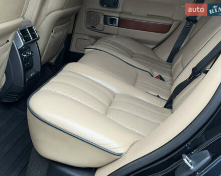 Черный Ленд Ровер Рендж Ровер, объемом двигателя 5 л и пробегом 195 тыс. км за 16000 $, фото 18 на Automoto.ua