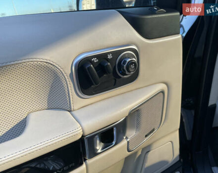 Чорний Ленд Ровер Рендж Ровер, об'ємом двигуна 5 л та пробігом 258 тис. км за 17000 $, фото 7 на Automoto.ua