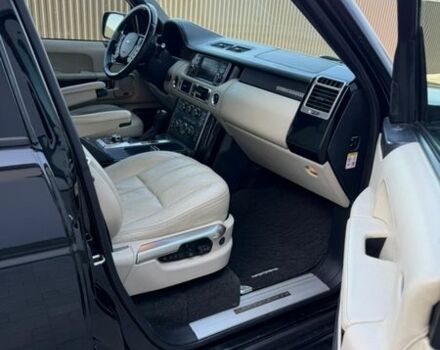 Чорний Ленд Ровер Рендж Ровер, об'ємом двигуна 5 л та пробігом 181 тис. км за 17999 $, фото 22 на Automoto.ua