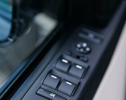 Чорний Ленд Ровер Рендж Ровер, об'ємом двигуна 4.37 л та пробігом 292 тис. км за 19900 $, фото 26 на Automoto.ua