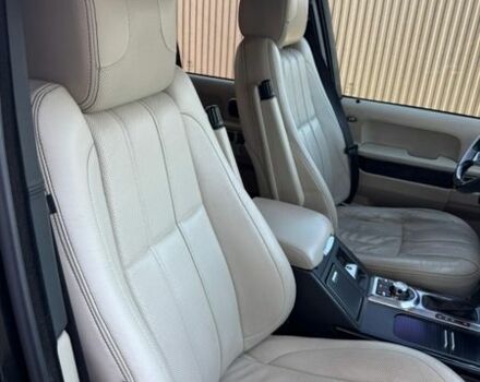 Чорний Ленд Ровер Рендж Ровер, об'ємом двигуна 5 л та пробігом 181 тис. км за 17999 $, фото 20 на Automoto.ua