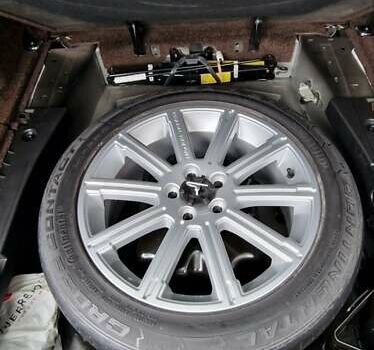 Чорний Ленд Ровер Рендж Ровер, об'ємом двигуна 5 л та пробігом 186 тис. км за 18700 $, фото 16 на Automoto.ua