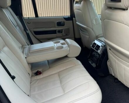 Чорний Ленд Ровер Рендж Ровер, об'ємом двигуна 5 л та пробігом 181 тис. км за 17999 $, фото 24 на Automoto.ua