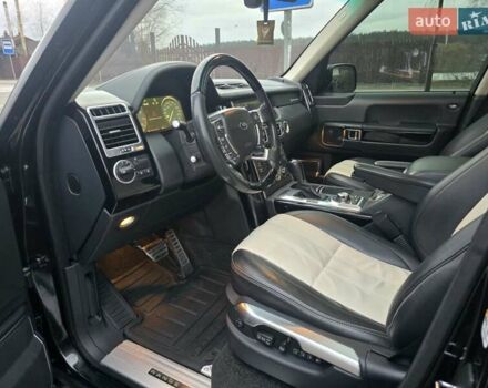 Черный Ленд Ровер Рендж Ровер, объемом двигателя 5 л и пробегом 199 тыс. км за 17000 $, фото 44 на Automoto.ua