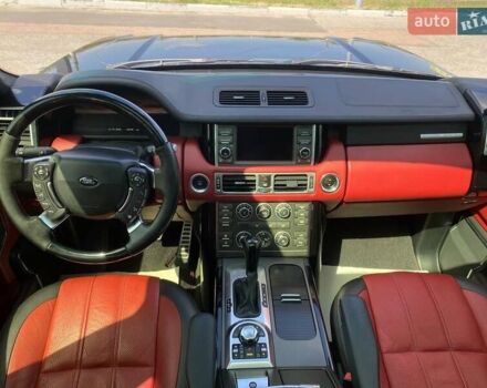 Чорний Ленд Ровер Рендж Ровер, об'ємом двигуна 5 л та пробігом 231 тис. км за 19500 $, фото 12 на Automoto.ua