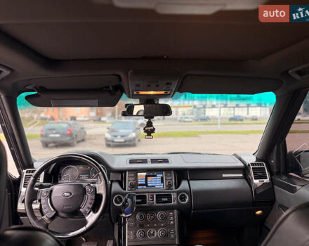 Чорний Ленд Ровер Рендж Ровер, об'ємом двигуна 4.37 л та пробігом 240 тис. км за 21000 $, фото 6 на Automoto.ua