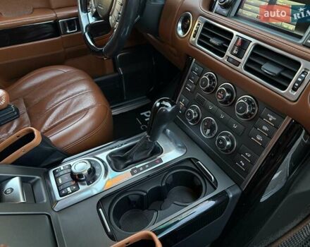 Черный Ленд Ровер Рендж Ровер, объемом двигателя 5 л и пробегом 230 тыс. км за 17900 $, фото 22 на Automoto.ua