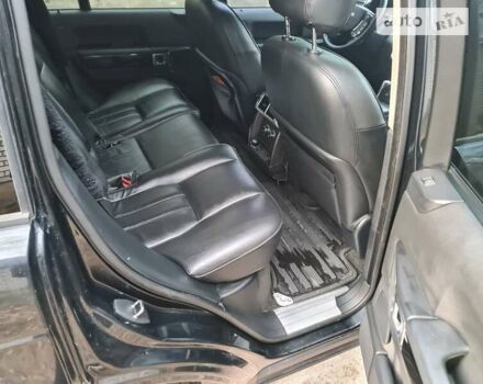 Черный Ленд Ровер Рендж Ровер, объемом двигателя 5 л и пробегом 137 тыс. км за 18000 $, фото 31 на Automoto.ua