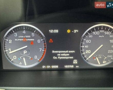 Черный Ленд Ровер Рендж Ровер, объемом двигателя 5 л и пробегом 163 тыс. км за 12687 $, фото 5 на Automoto.ua