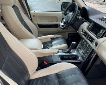 Черный Ленд Ровер Рендж Ровер, объемом двигателя 5 л и пробегом 250 тыс. км за 17000 $, фото 7 на Automoto.ua