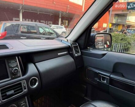 Черный Ленд Ровер Рендж Ровер, объемом двигателя 5 л и пробегом 179 тыс. км за 22900 $, фото 32 на Automoto.ua