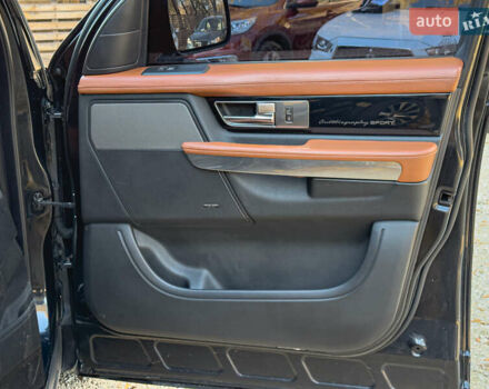 Чорний Ленд Ровер Рендж Ровер, об'ємом двигуна 2.99 л та пробігом 241 тис. км за 20500 $, фото 107 на Automoto.ua