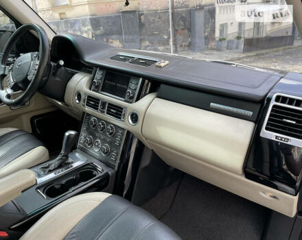 Черный Ленд Ровер Рендж Ровер, объемом двигателя 5 л и пробегом 236 тыс. км за 18000 $, фото 6 на Automoto.ua