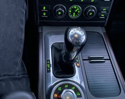 Черный Ленд Ровер Рендж Ровер, объемом двигателя 5 л и пробегом 250 тыс. км за 19800 $, фото 8 на Automoto.ua