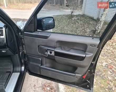 Черный Ленд Ровер Рендж Ровер, объемом двигателя 5 л и пробегом 137 тыс. км за 18000 $, фото 33 на Automoto.ua