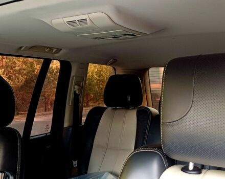 Чорний Ленд Ровер Рендж Ровер, об'ємом двигуна 5 л та пробігом 225 тис. км за 15000 $, фото 5 на Automoto.ua