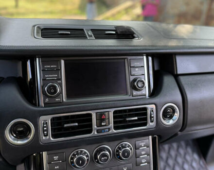 Чорний Ленд Ровер Рендж Ровер, об'ємом двигуна 4.37 л та пробігом 227 тис. км за 16900 $, фото 21 на Automoto.ua