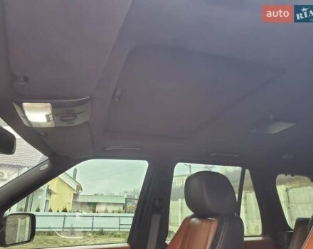 Черный Ленд Ровер Рендж Ровер, объемом двигателя 5 л и пробегом 235 тыс. км за 15000 $, фото 16 на Automoto.ua