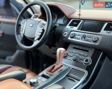 Чорний Ленд Ровер Рендж Ровер, об'ємом двигуна 2.99 л та пробігом 241 тис. км за 18999 $, фото 26 на Automoto.ua