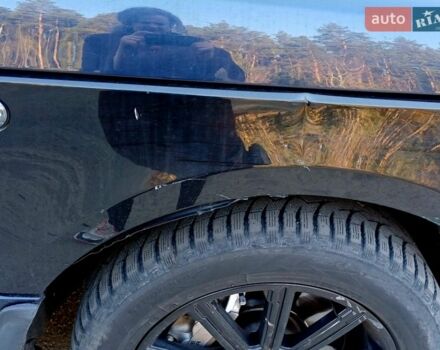Чорний Ленд Ровер Рендж Ровер, об'ємом двигуна 5 л та пробігом 225 тис. км за 15000 $, фото 18 на Automoto.ua