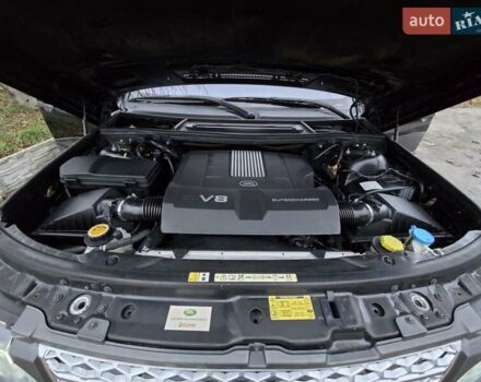 Черный Ленд Ровер Рендж Ровер, объемом двигателя 5 л и пробегом 199 тыс. км за 17000 $, фото 7 на Automoto.ua