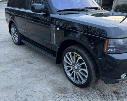 Чорний Ленд Ровер Рендж Ровер, об'ємом двигуна 4.37 л та пробігом 246 тис. км за 17777 $, фото 10 на Automoto.ua