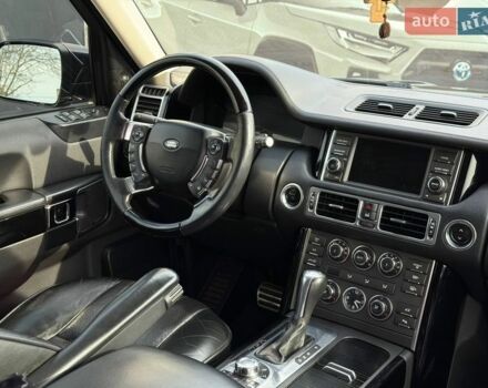 Чорний Ленд Ровер Рендж Ровер, об'ємом двигуна 5 л та пробігом 276 тис. км за 15000 $, фото 3 на Automoto.ua