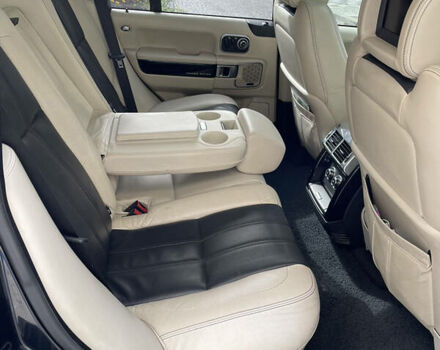 Черный Ленд Ровер Рендж Ровер, объемом двигателя 5 л и пробегом 236 тыс. км за 18000 $, фото 20 на Automoto.ua