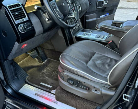 Чорний Ленд Ровер Рендж Ровер, об'ємом двигуна 4.37 л та пробігом 246 тис. км за 17777 $, фото 24 на Automoto.ua