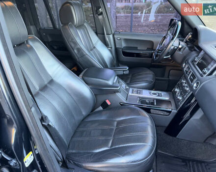 Чорний Ленд Ровер Рендж Ровер, об'ємом двигуна 4.39 л та пробігом 186 тис. км за 19600 $, фото 69 на Automoto.ua