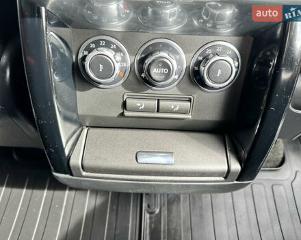 Чорний Ленд Ровер Рендж Ровер, об'ємом двигуна 4.4 л та пробігом 235 тис. км за 22999 $, фото 23 на Automoto.ua