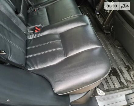 Черный Ленд Ровер Рендж Ровер, объемом двигателя 5 л и пробегом 137 тыс. км за 18000 $, фото 32 на Automoto.ua