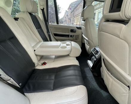 Черный Ленд Ровер Рендж Ровер, объемом двигателя 5 л и пробегом 236 тыс. км за 18000 $, фото 18 на Automoto.ua