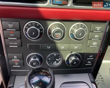 Чорний Ленд Ровер Рендж Ровер, об'ємом двигуна 5 л та пробігом 231 тис. км за 19500 $, фото 16 на Automoto.ua