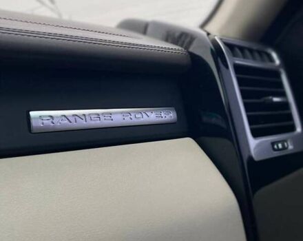 Чорний Ленд Ровер Рендж Ровер, об'ємом двигуна 5 л та пробігом 189 тис. км за 16500 $, фото 10 на Automoto.ua